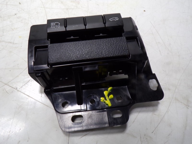Recambio de modulo electronico para lexus nx 300h 2wd referencia OEM IAM 8497078061 5561878010 