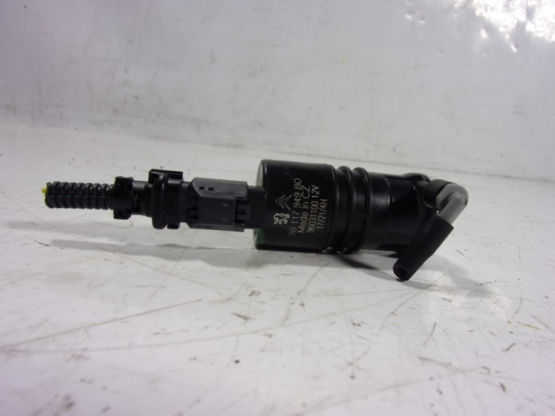 Recambio de bomba limpia para toyota proace referencia OEM IAM  9811794980 