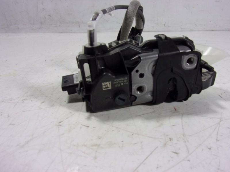 Recambio de cerradura puerta delantera izquierda para toyota proace referencia OEM IAM   