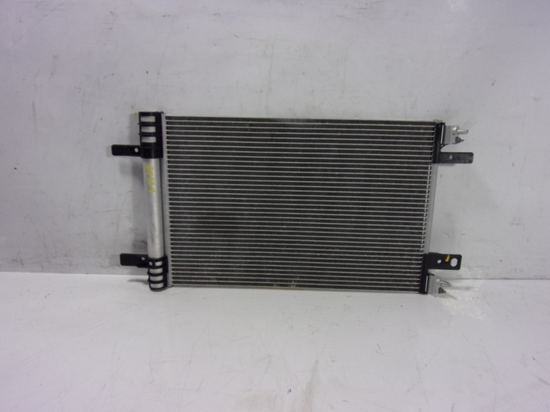 Recambio de condensador aire acondicionado para toyota proace referencia OEM IAM  9816746580B 