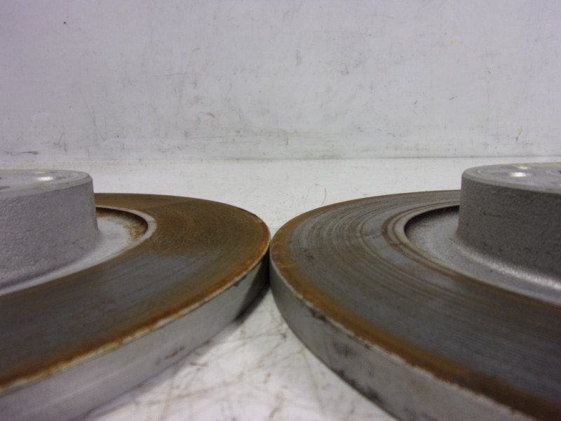 Recambio de disco freno trasero para toyota proace referencia OEM IAM   