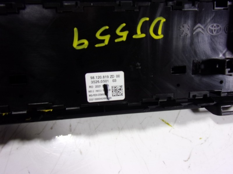 Recambio de mando multifuncion para toyota proace referencia OEM IAM  98120819ZD 