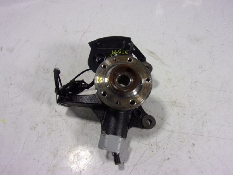 Recambio de mangueta delantera derecha para toyota proace referencia OEM IAM   