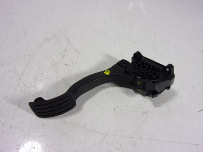 Recambio de potenciometro pedal para toyota proace referencia OEM IAM  9838028180 