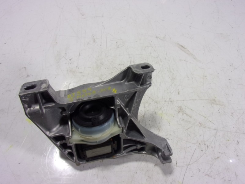 Recambio de soporte motor derecho para toyota proace referencia OEM IAM   