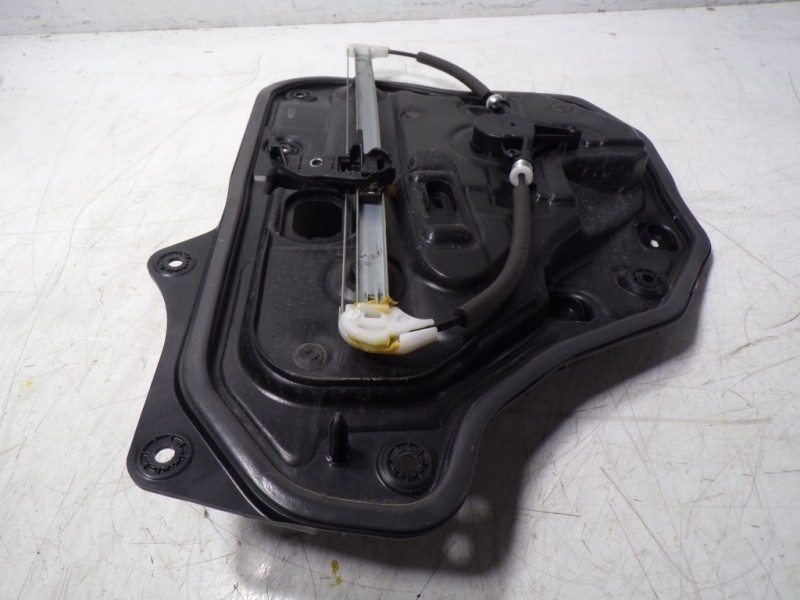 Recambio de elevalunas trasero derecho para mazda cx-5 center-line 2wd referencia OEM IAM KD5372590  