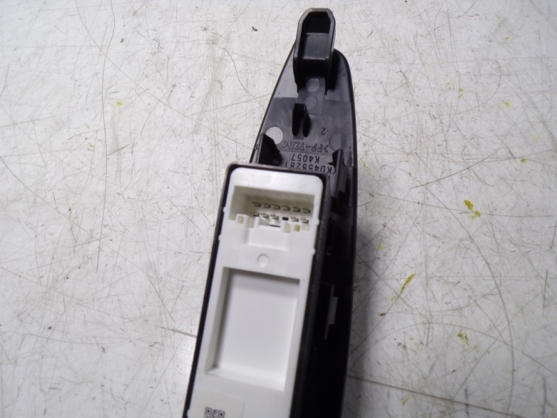 Recambio de mando elevalunas trasero derecho para mazda cx-5 center-line 2wd referencia OEM IAM KD4566380 5AB007EB09 