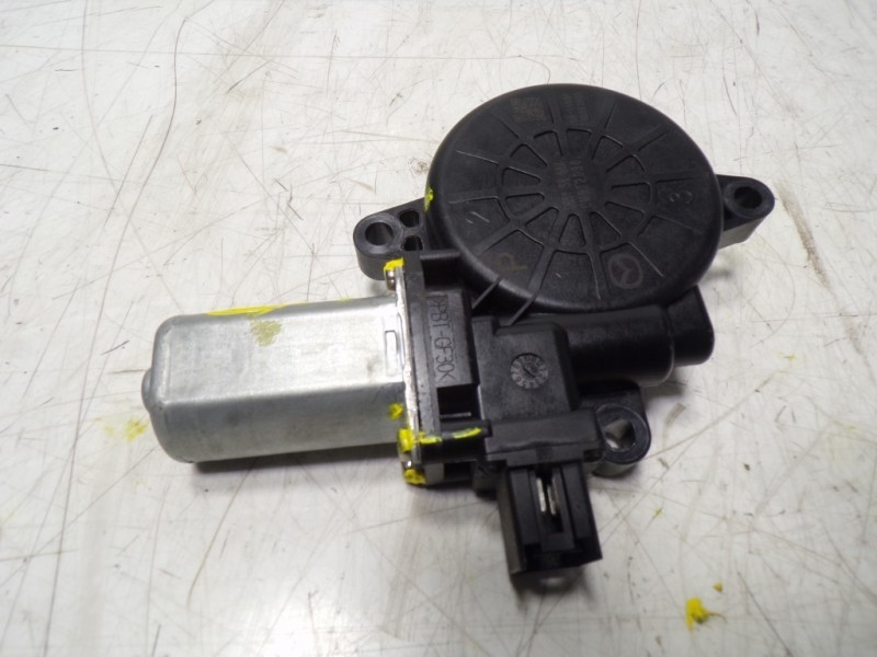 Recambio de motor elevalunas delantero derecho para mazda cx-5 center-line 2wd referencia OEM IAM D6515858XB  