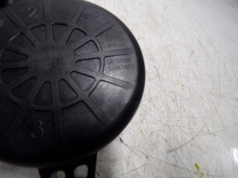 Recambio de motor elevalunas delantero derecho para mazda cx-5 center-line 2wd referencia OEM IAM D6515858XB  