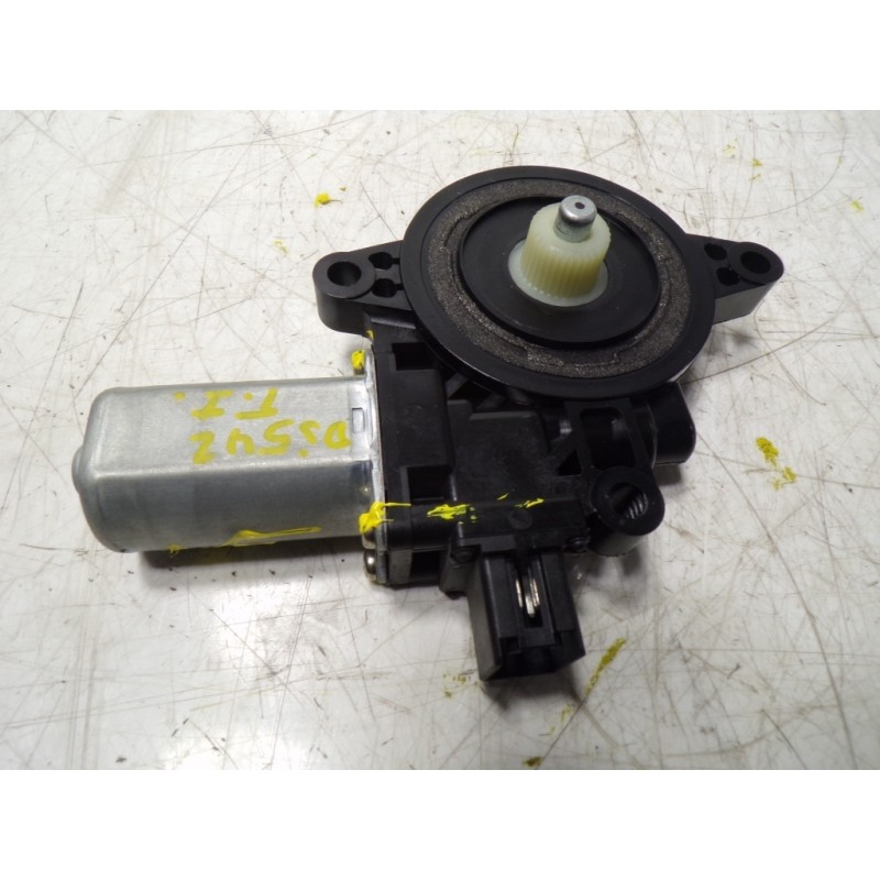 Recambio de motor elevalunas trasero izquierdo para mazda cx-5 center-line 2wd referencia OEM IAM D6515958XB  