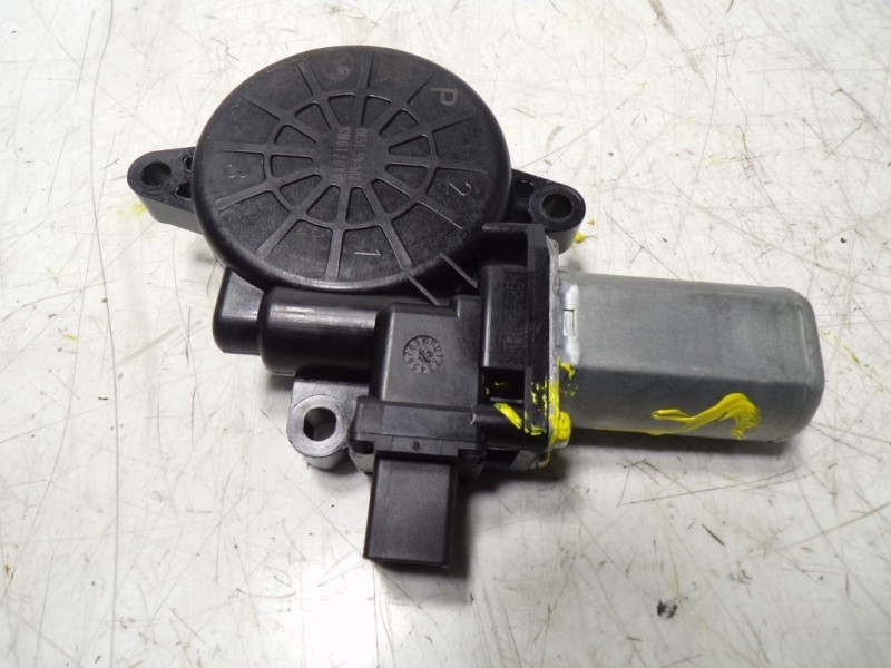 Recambio de motor elevalunas trasero izquierdo para mazda cx-5 center-line 2wd referencia OEM IAM D6515958XB  