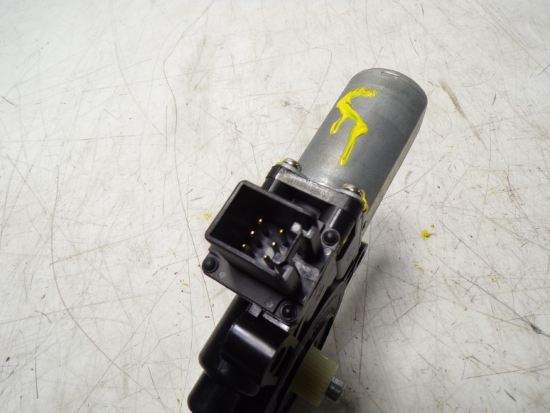 Recambio de motor elevalunas trasero izquierdo para mazda cx-5 center-line 2wd referencia OEM IAM D6515958XB  