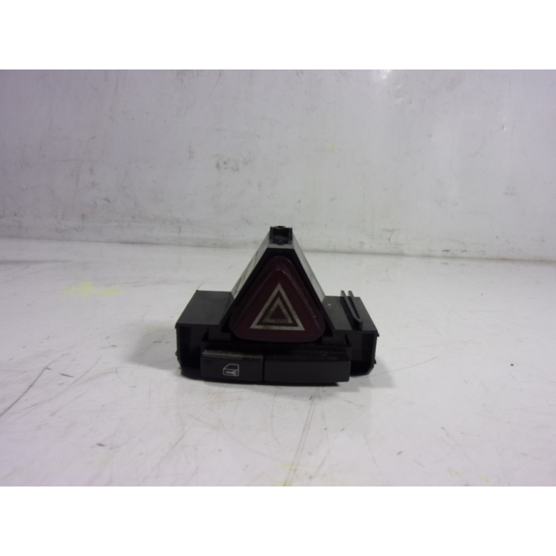 Recambio de warning para opel corsa d 1.3 16v cdti referencia OEM IAM 91164954 91164953 