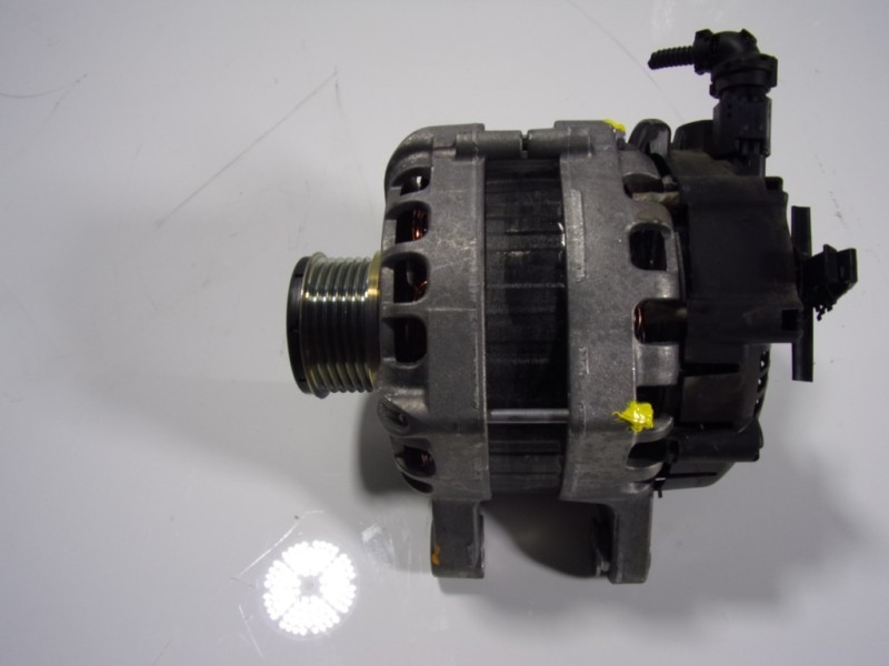 Recambio de alternador para toyota proace referencia OEM IAM  9809391880 