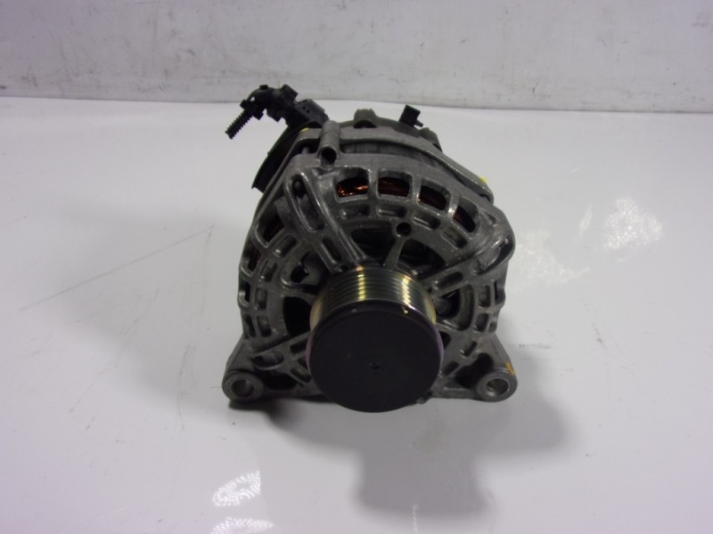 Recambio de alternador para toyota proace referencia OEM IAM  9809391880 
