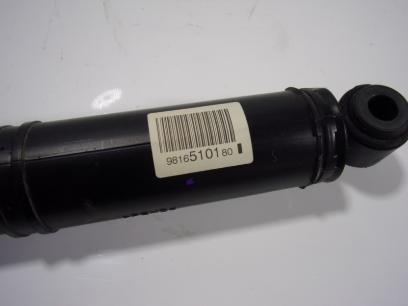 Recambio de amortiguador trasero derecho para toyota proace referencia OEM IAM  9816510180 