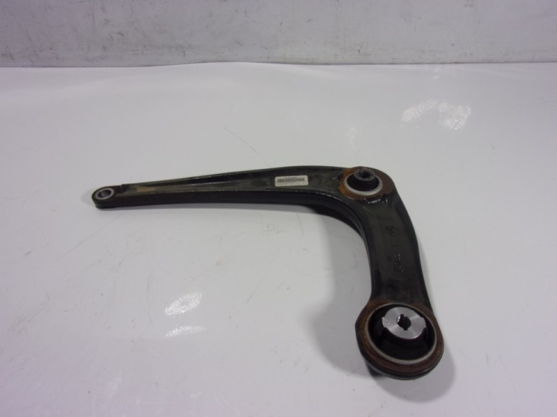 Recambio de brazo suspension inferior delantero izquierdo para toyota proace referencia OEM IAM   