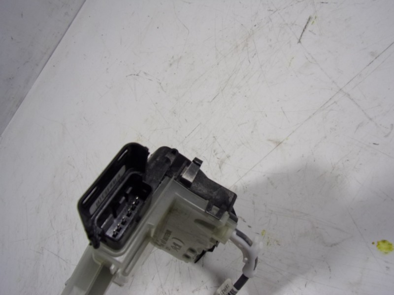 Recambio de cerradura puerta delantera derecha para toyota proace referencia OEM IAM   