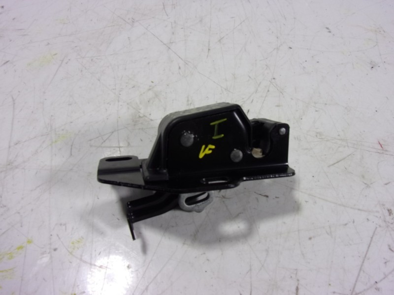 Recambio de cerradura puerta trasera izquierda para toyota proace referencia OEM IAM   