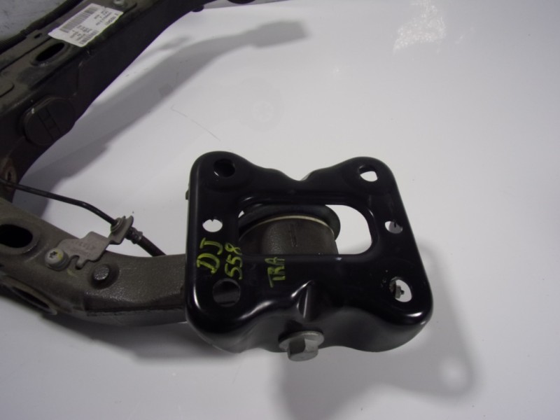 Recambio de mangueta trasera derecha para toyota proace referencia OEM IAM   