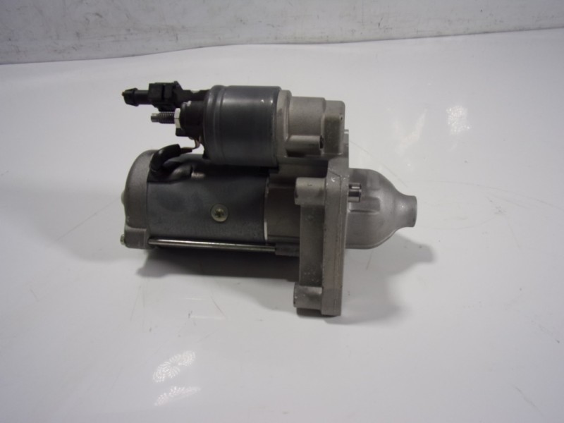 Recambio de motor arranque para toyota proace referencia OEM IAM  9832577880 