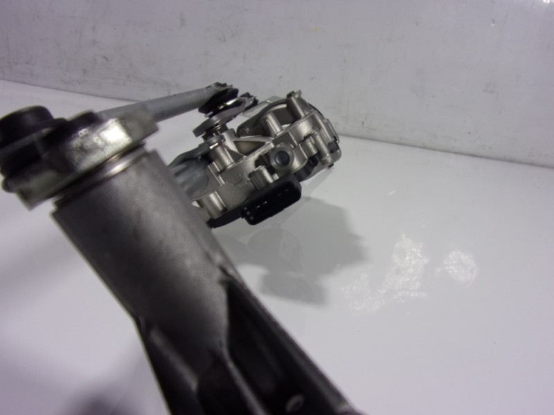 Recambio de motor limpia delantero para toyota proace referencia OEM IAM   