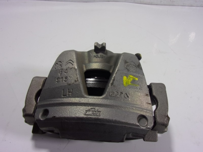 Recambio de pinza freno delantera izquierda para toyota proace referencia OEM IAM   
