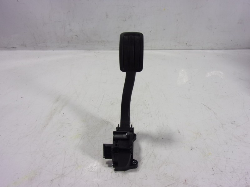 Recambio de potenciometro pedal para toyota proace referencia OEM IAM  9838028180 