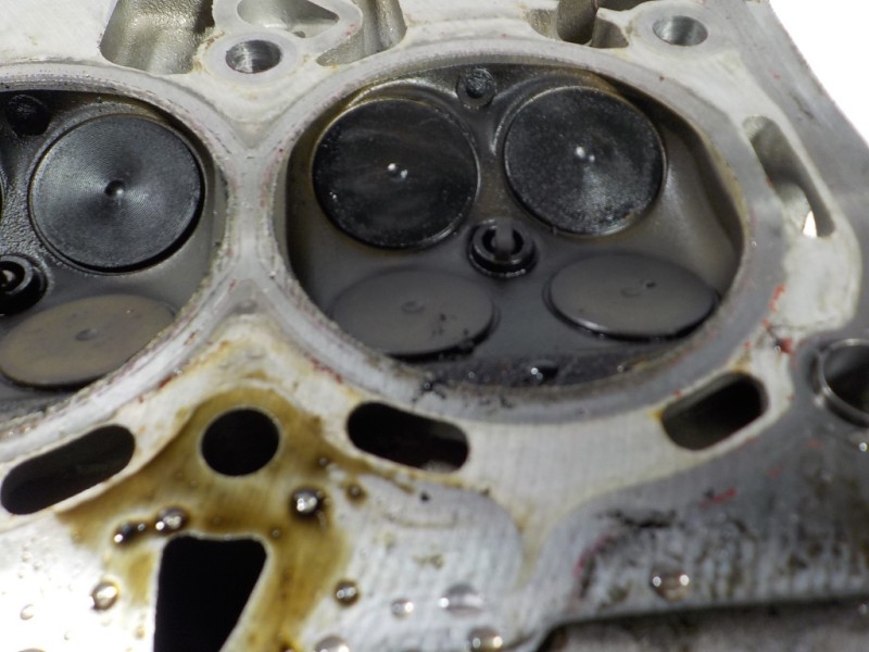 Recambio de culata para volkswagen polo 1.0 tsi referencia OEM IAM 04C103063AB 04C103404L 