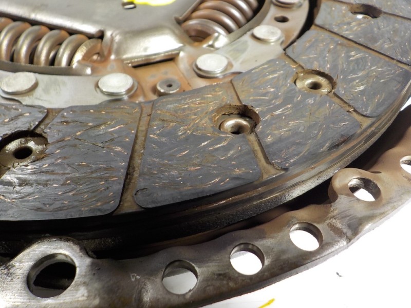 Recambio de kit embrague para volkswagen polo 1.0 tsi referencia OEM IAM 04C141031C  