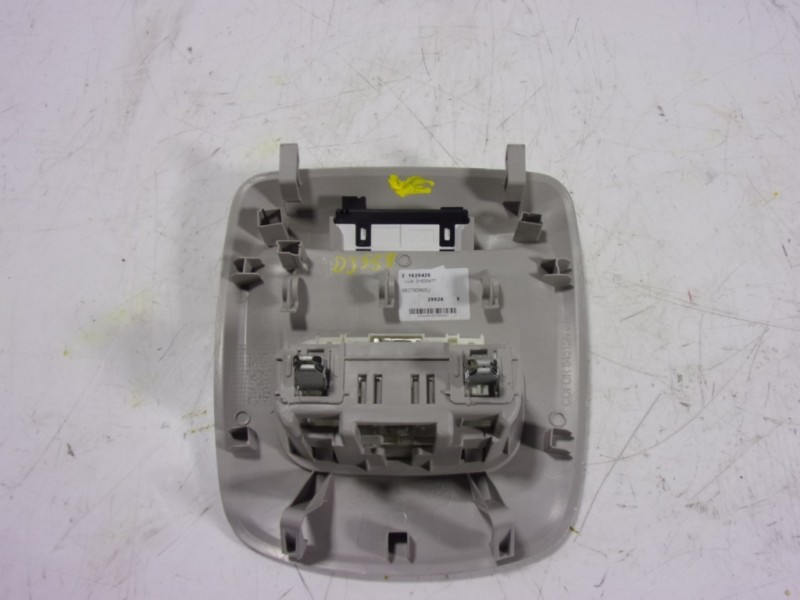 Recambio de piloto interior para toyota proace referencia OEM IAM   