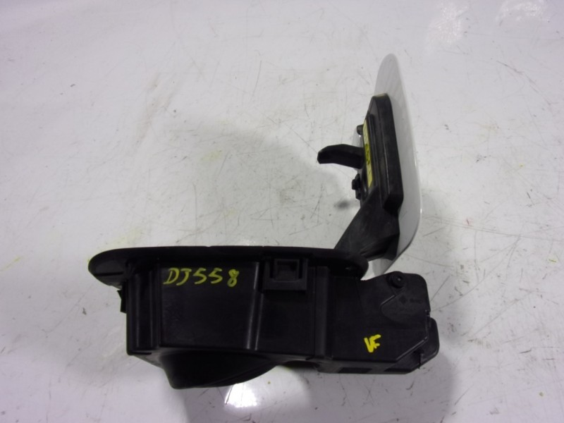 Recambio de tapa combustible para toyota proace referencia OEM IAM   