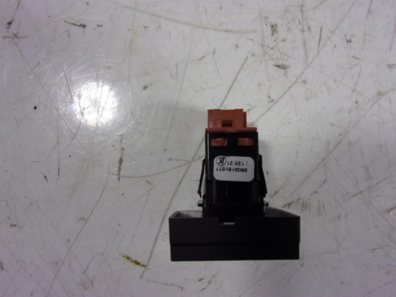 Recambio de warning para toyota proace referencia OEM IAM  9809181677 