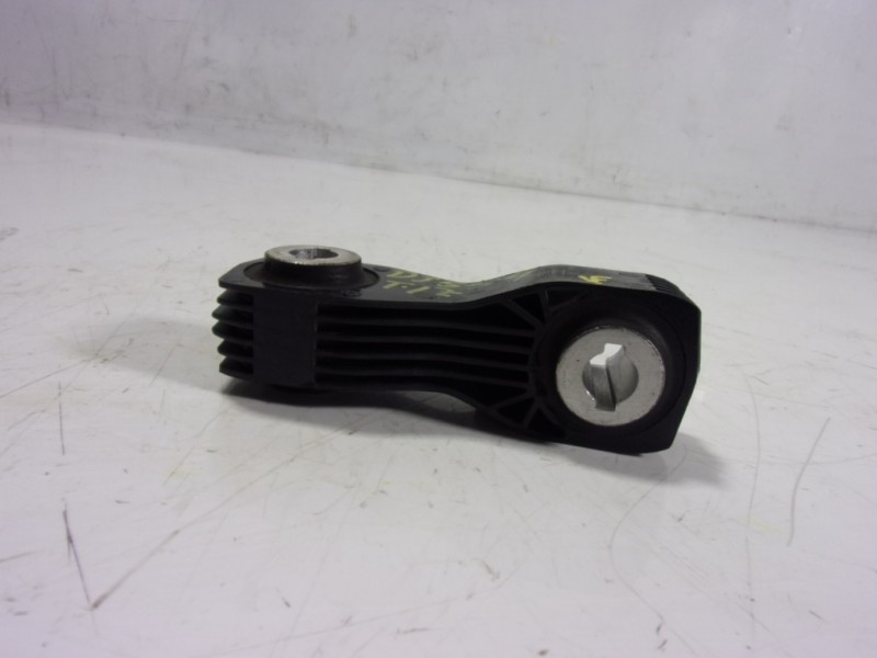 Recambio de tirante trasero izquierdo para toyota proace referencia OEM IAM   