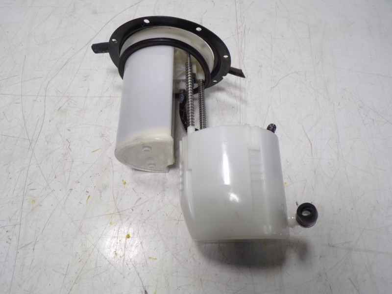 Recambio de aforador para toyota rav 4 advance hybrid referencia OEM IAM 2322036011  