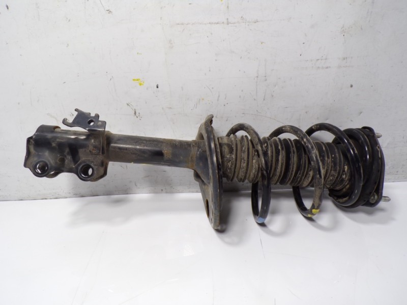 Recambio de amortiguador delantero derecho para toyota rav 4 advance hybrid referencia OEM IAM 4851080796 1A16063A 