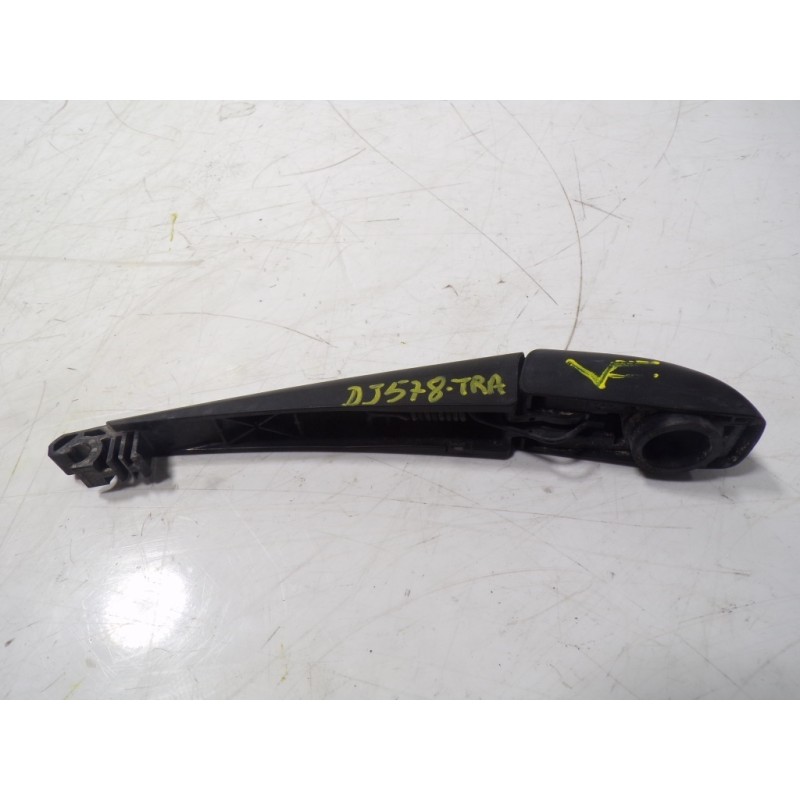 Recambio de brazo limpia trasero para toyota rav 4 advance hybrid referencia OEM IAM 8524142090  