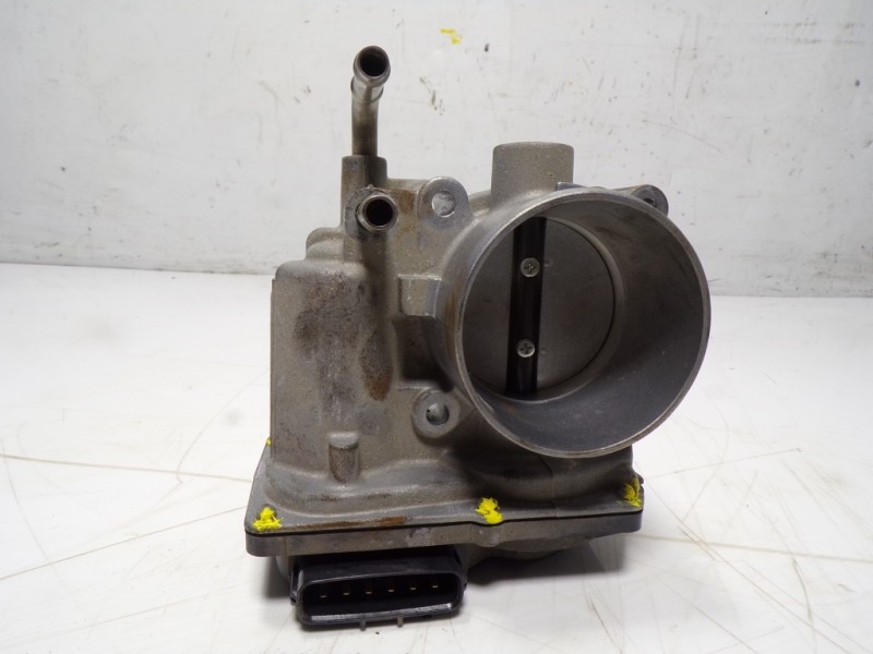 Recambio de caja mariposa para toyota rav 4 advance hybrid referencia OEM IAM 2203036020 2203036020 