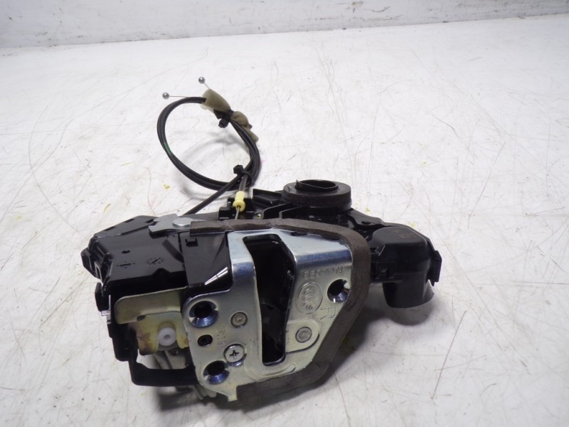 Recambio de cerradura puerta delantera derecha para toyota rav 4 advance hybrid referencia OEM IAM 6903060240 7091122 