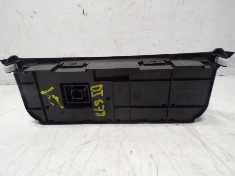 Recambio de mando climatizador para toyota rav 4 advance hybrid referencia OEM IAM 5590042450 5590042450 