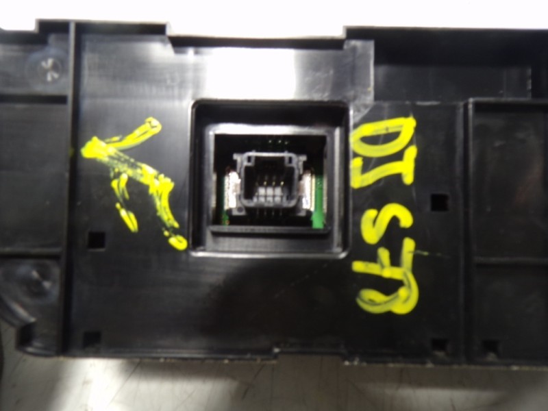 Recambio de mando climatizador para toyota rav 4 advance hybrid referencia OEM IAM 5590042450 5590042450 