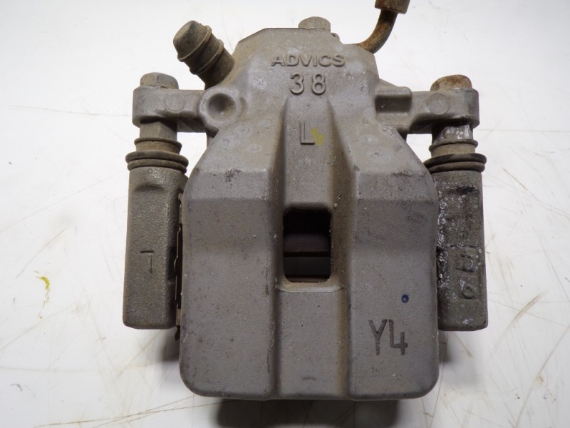 Recambio de pinza freno trasera izquierda para toyota rav 4 advance hybrid referencia OEM IAM 4785042070  