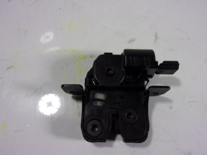 Recambio de cerradura maletero / porton para nissan micra v (k14) 1.0 12v cat referencia OEM IAM 905039428R 905039428R 40557160