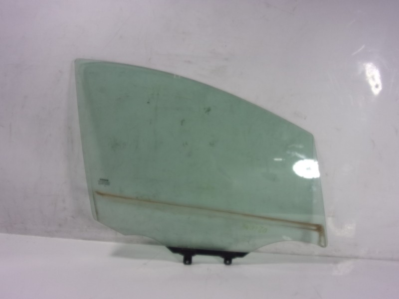 Recambio de cristal puerta delantero derecho para nissan micra v (k14) 1.0 12v cat referencia OEM IAM 803005FA0A  