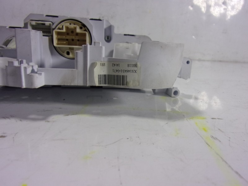 Recambio de mando climatizador para nissan micra v (k14) 1.0 12v cat referencia OEM IAM 275105FA3C XS1464310471 