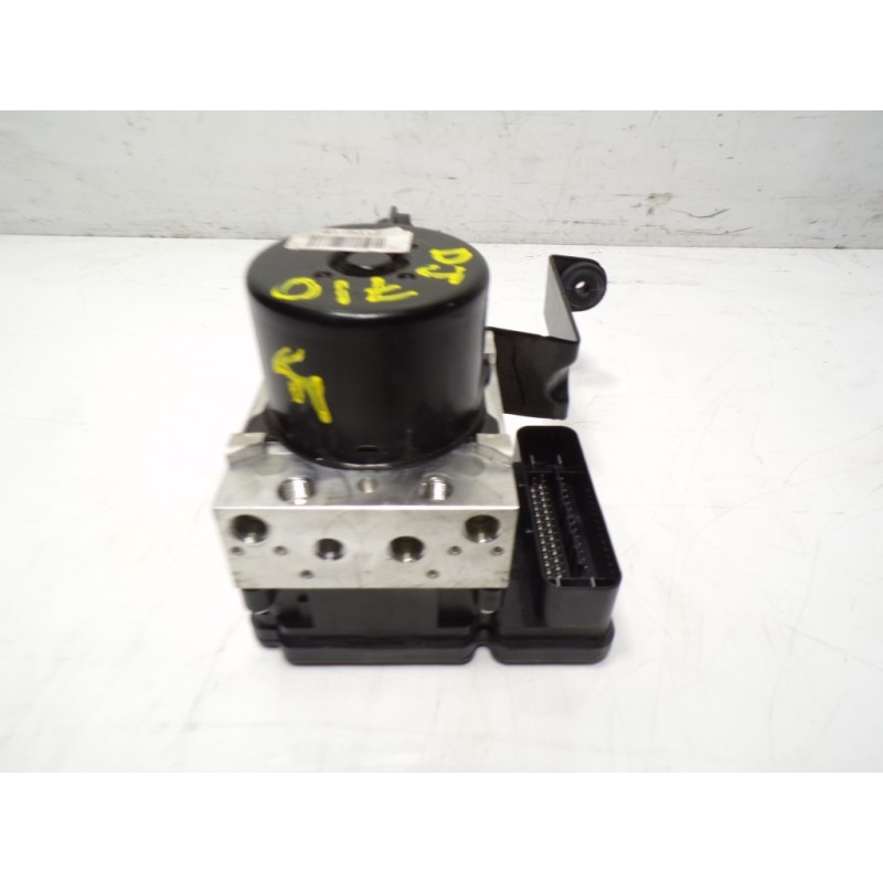 Recambio de abs para volvo v40 cross country 2.0 diesel cat referencia OEM IAM 31423317 919316028FD 28561140313