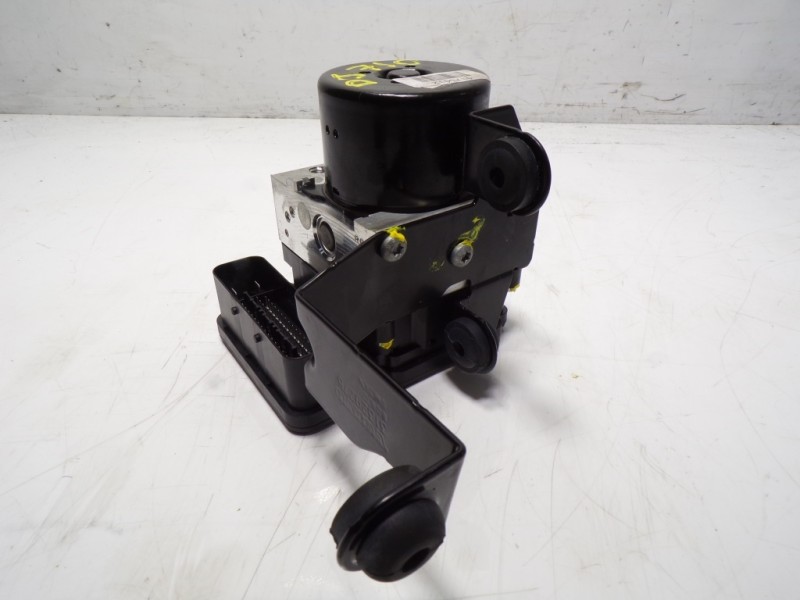 Recambio de abs para volvo v40 cross country 2.0 diesel cat referencia OEM IAM 31423317 919316028FD 28561140313