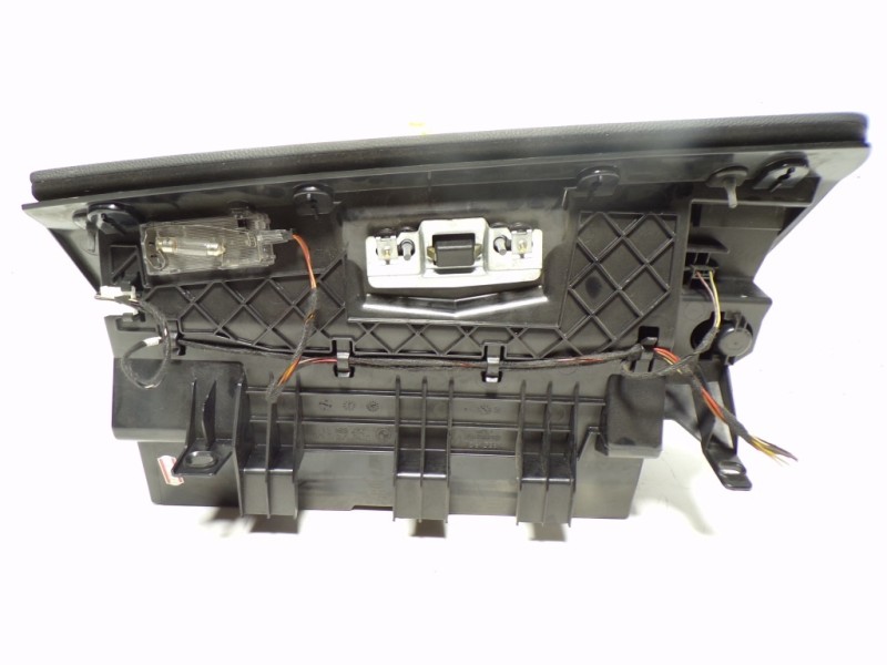 Recambio de guantera para bmw serie 3 berlina (e90) 2.0 16v cat referencia OEM IAM 51169110539 51167075479 83845291EEF75U