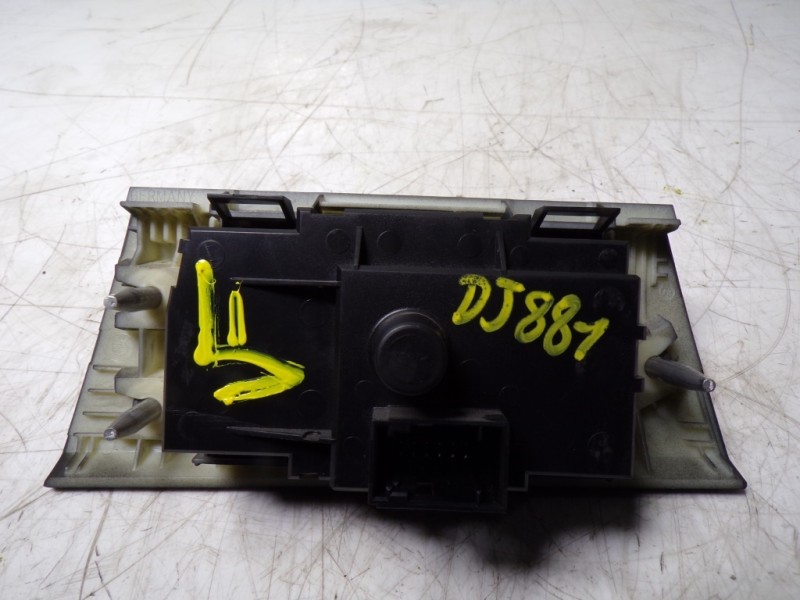 Recambio de mando luces para bmw serie 3 berlina (e90) 2.0 16v cat referencia OEM IAM 61316932798  