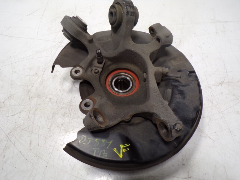 Recambio de mangueta trasera izquierda para bmw serie 3 berlina (e90) 2.0 16v cat referencia OEM IAM 33326774809  